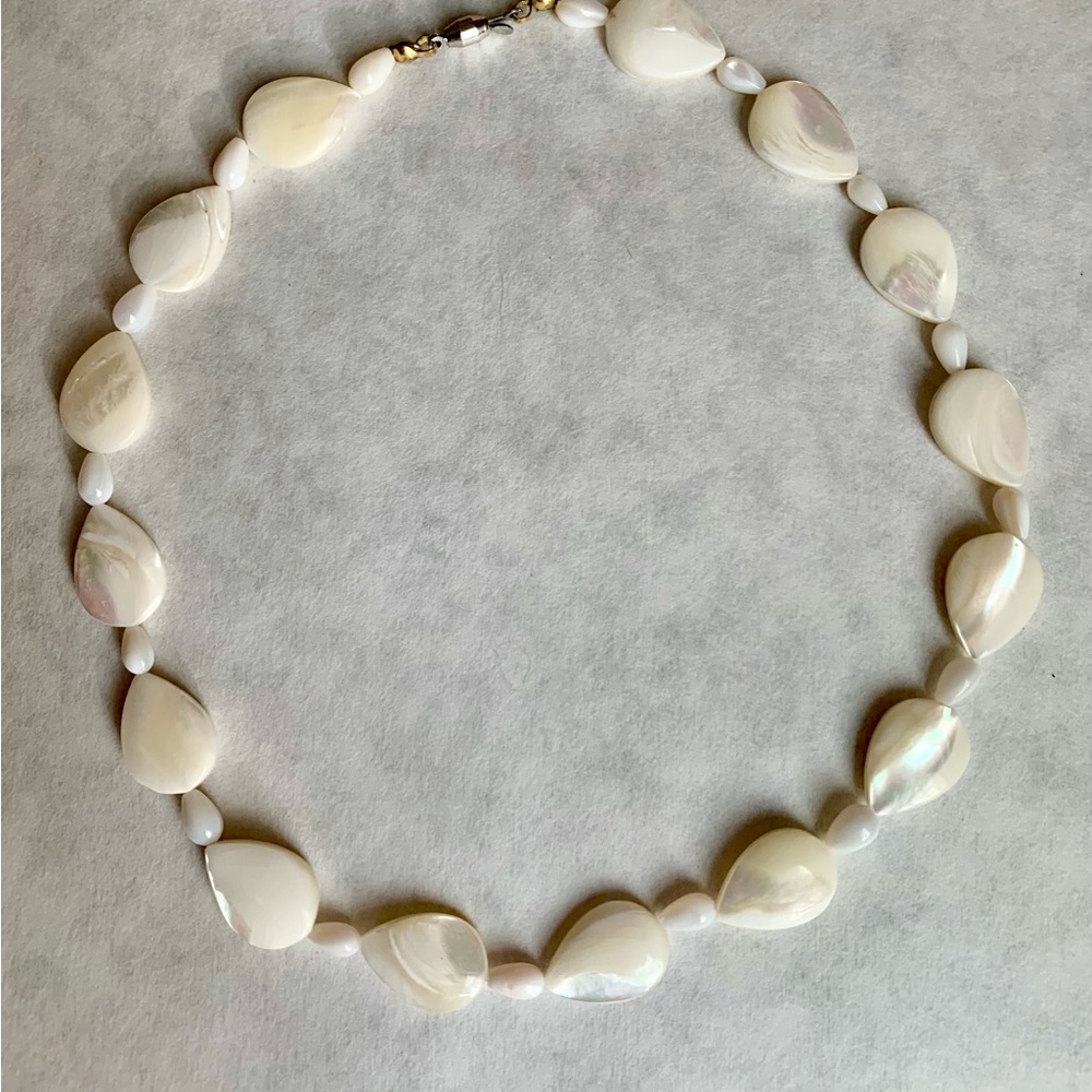 Seashell Necklace - Picture 3 of 3